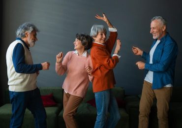 Cours de danse adaptés aux besoins des seniors : Ce qu’il faut savoir